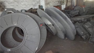 危機(jī)遏制需求，2012年前三季度中比貿(mào)易額下滑